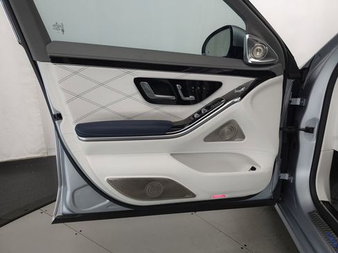 Used 2024 Mercedes-Benz Maybach S 680 4MATIC image 5