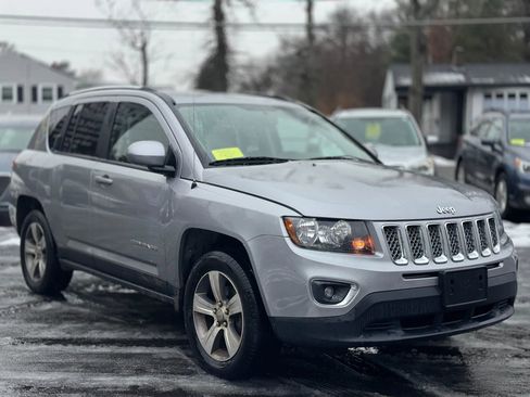 Used 2016 Jeep Compass High Altitude image 3