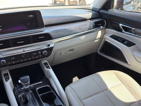 Certified 2022 Kia Telluride EX w/ EX Premium Package FWD image 26