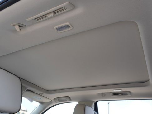 Used 2022 GMC Yukon Denali AWD/4WD image 34