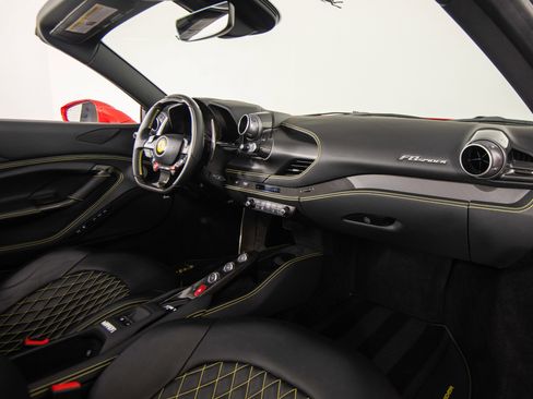 Certified 2022 Ferrari F8 Tributo image 46