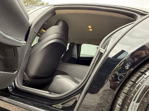Used 2012 Fisker Karma EcoStandard RWD image 26