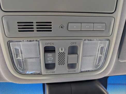 Used 2013 Honda Accord EX-L image 29