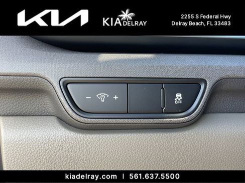 New 2026 Kia Carnival EX FWD image 27