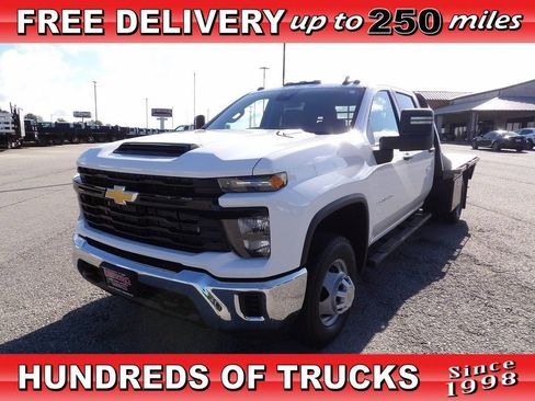 Used 2025 Chevrolet Silverado 3500 W/T w/ WT Convenience Package AWD/4WD image 1