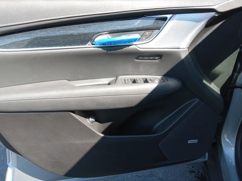 New 2026 Cadillac XT5 Premium Luxury image 9