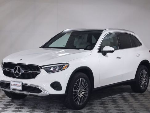 Used 2026 Mercedes-Benz GLC 300 4MATIC image 3