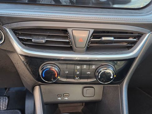 Used 2024 Buick Encore GX Sport Touring image 24