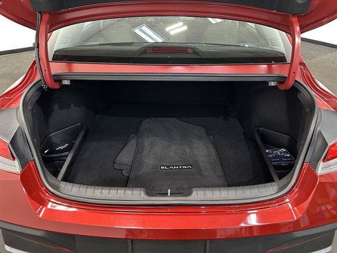 Certified 2024 Hyundai Elantra SE FWD image 27