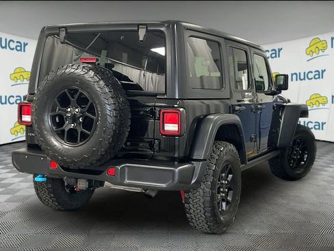 Used 2024 Jeep Wrangler Unlimited AWD/4WD image 6