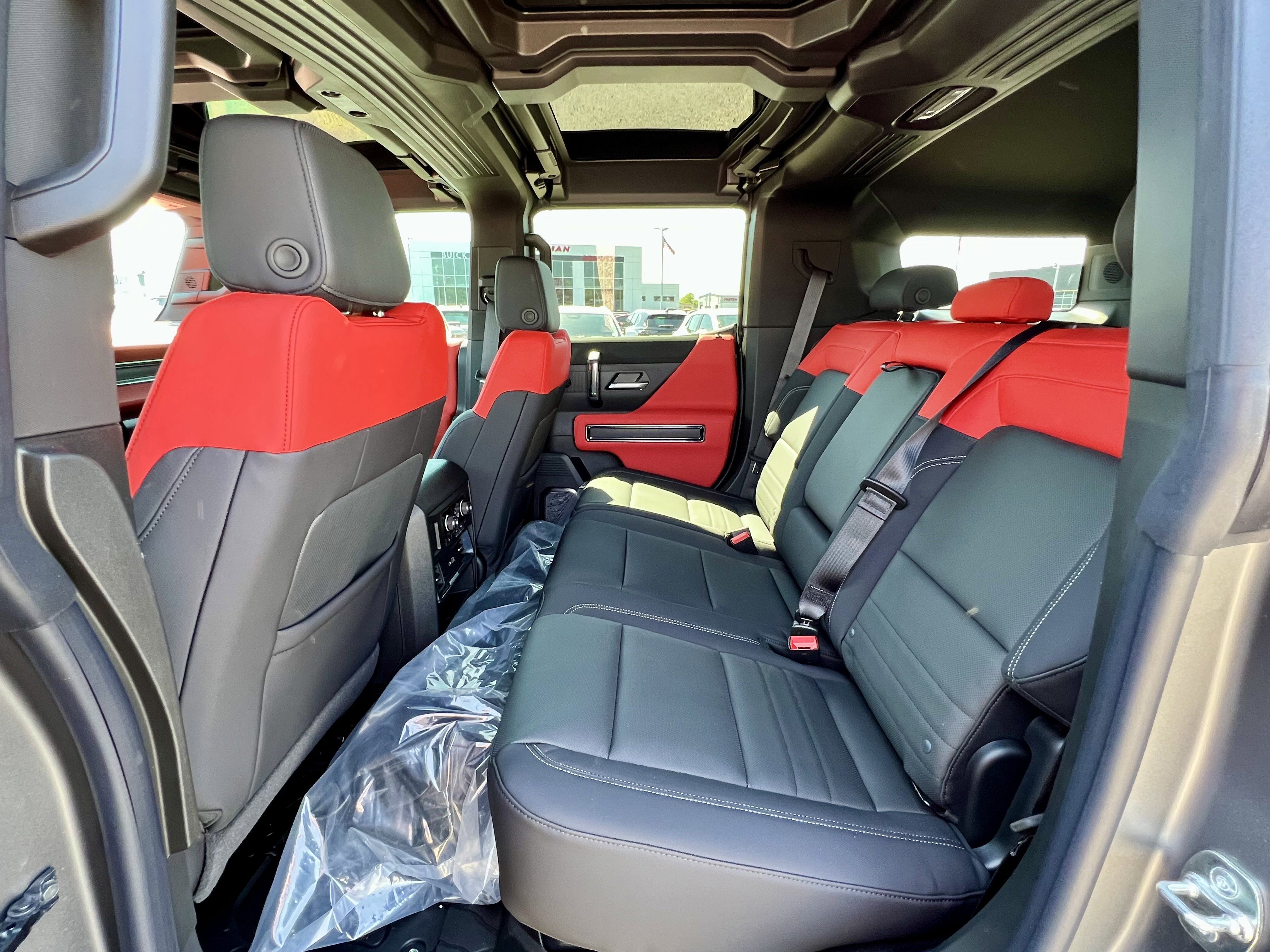 New 2026 GMC Hummer EV 3X w/ Carbon Fiber Edition Package AWD/4WD image 25