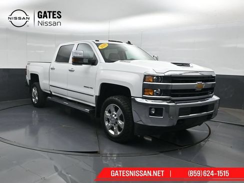 Used 2019 Chevrolet Silverado 2500 LTZ w/ Duramax Plus Package AWD/4WD image 4