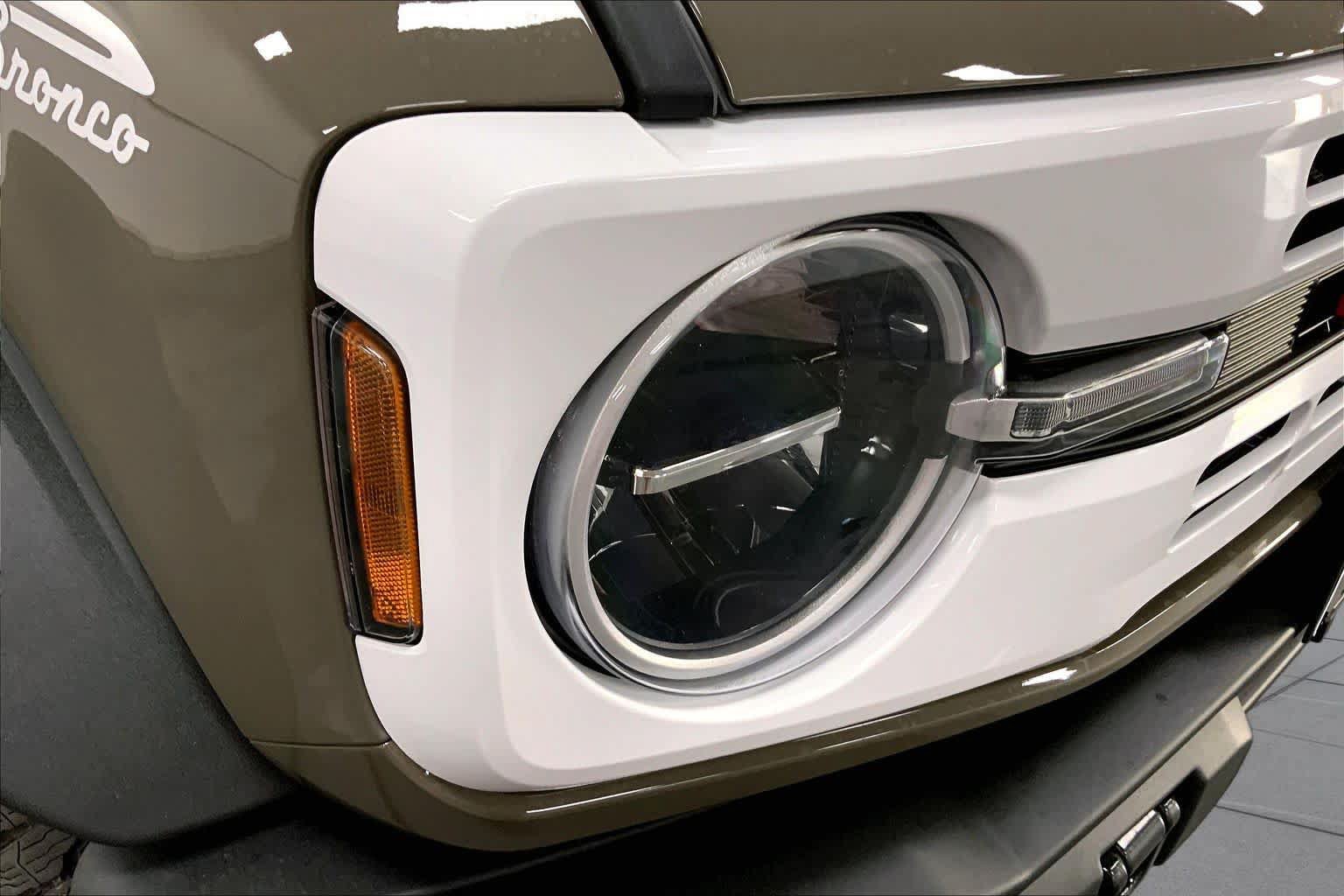 New 2026 Ford Bronco Heritage Edition AWD/4WD image 13
