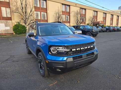 New 2025 Ford Bronco Sport Outer Banks w/ Outer Banks Tech Package+ image 3