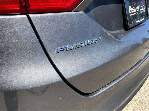 Used 2013 Ford Fusion SE FWD image 33