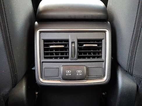 Used 2024 Subaru Forester Premium AWD/4WD image 11
