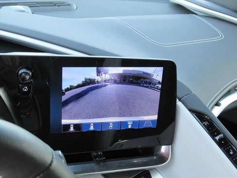 Used 2024 Chevrolet Corvette Stingray w/ Z51 Performance Package image 21