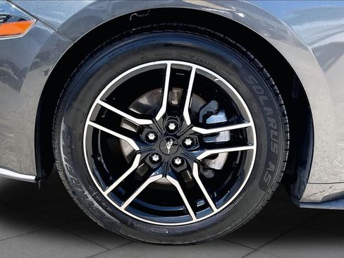Used 2020 Ford Mustang Coupe w/ Equipment Group 101A RWD image 11