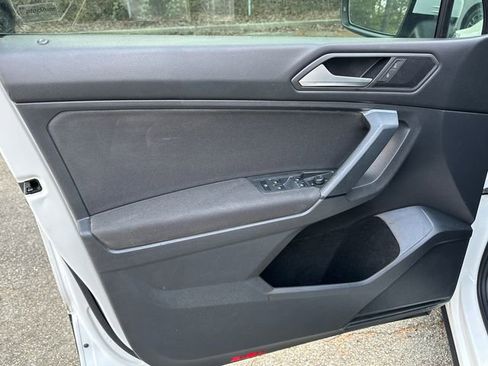 Used 2019 Volkswagen Tiguan S w/ Driver Assistance Package image 10