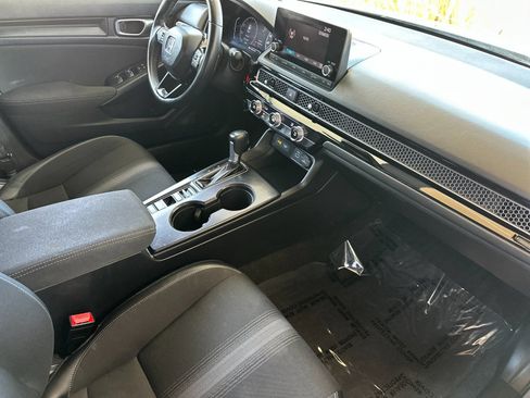 Used 2023 Honda Civic Sport image 16