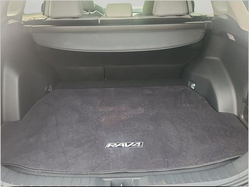 Used 2019 Toyota RAV4 Limited w/ Limited Grade Weather Package AWD/4WD image 10