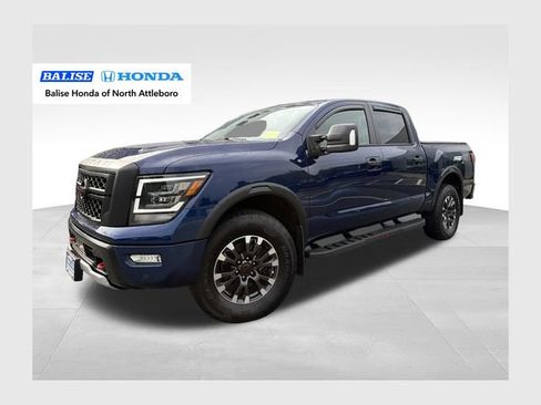 Used 2024 Nissan Titan PRO-4X w/ Pro-4x Convenience Package AWD/4WD image 1