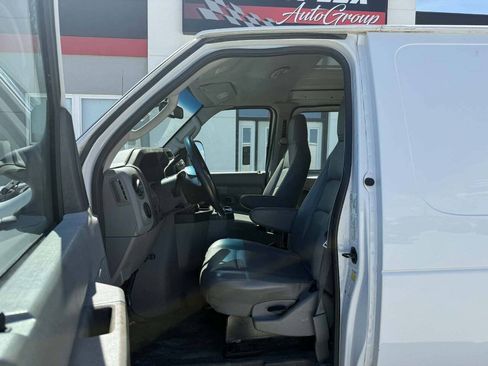 Used 2014 Ford E-350 and Econoline 350 Extended Super Duty RWD image 8