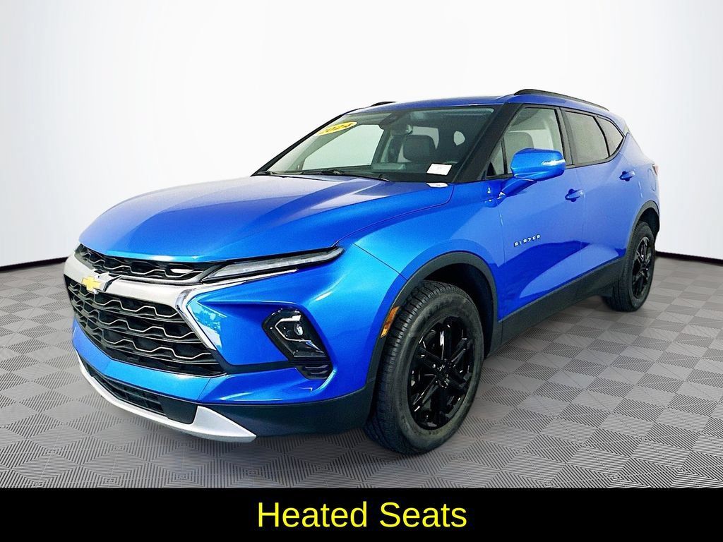 Used 2024 Chevrolet Blazer LT FWD image 5
