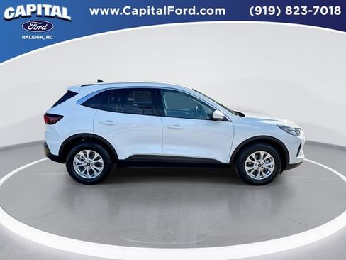 Certified 2023 Ford Escape Active w/ Tech Pack #2 image 9