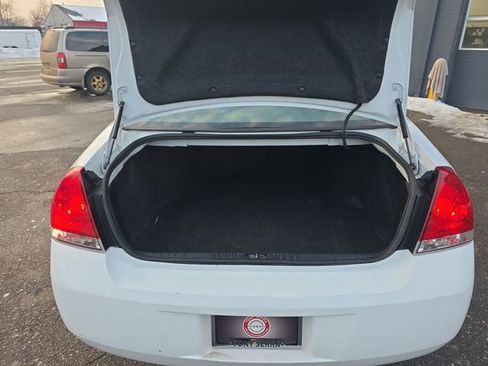 Used 2011 Chevrolet Impala LS image 22