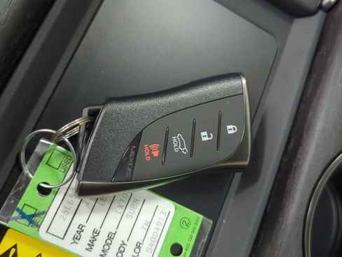 New 2025 Lexus LX 700h Overtrail image 18