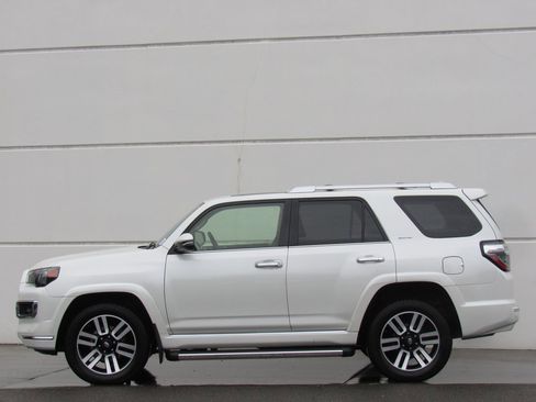 Certified 2020 Toyota 4Runner Limited image 4