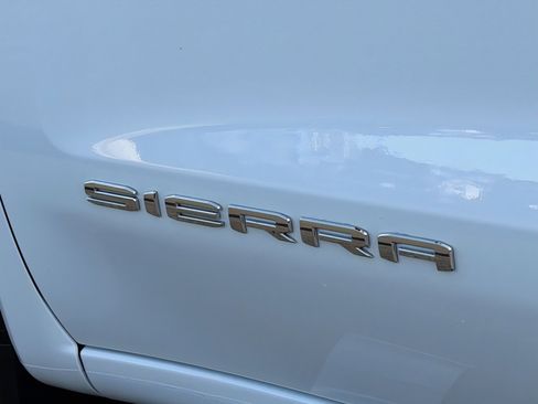 Used 2026 GMC Sierra 1500 SLT w/ SLT Premium Package image 36
