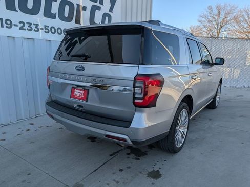 Used 2024 Ford Expedition Limited image 29