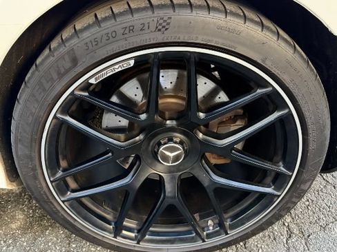 Used 2021 Mercedes-Benz AMG GT 53 image 34
