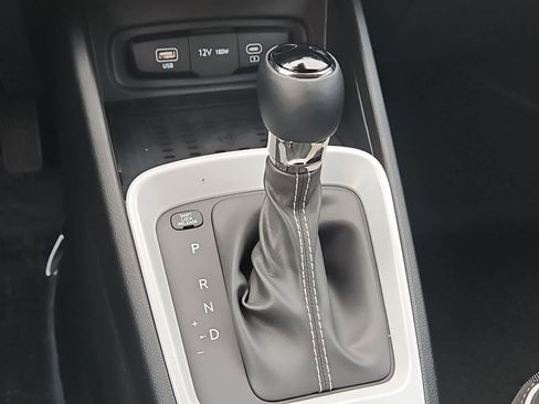New 2026 Hyundai Venue SEL FWD image 21