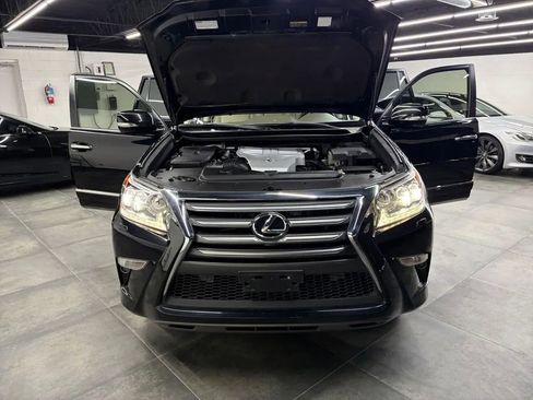Used 2019 Lexus GX 460 Premium w/ Premium Package AWD/4WD image 33