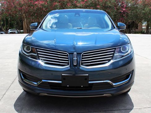 Used 2016 Lincoln MKX Reserve w/ Technology Package FWD image 5