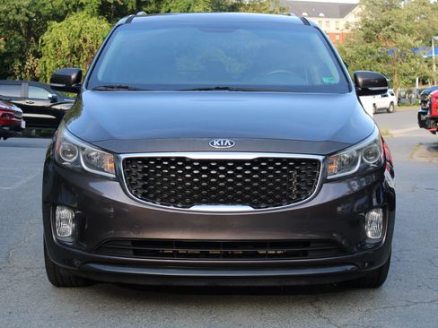 Used 2016 Kia Sedona EX FWD image 2