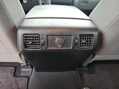Used 2013 Toyota Tundra 2WD CrewMax w/ SR5 Pkg image 15
