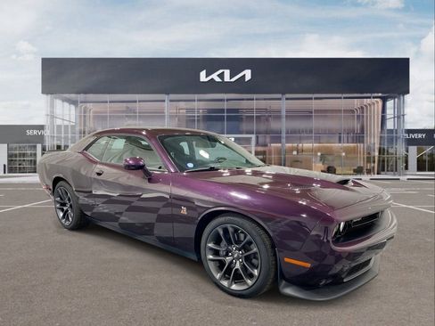 Used 2022 Dodge Challenger R/T Scat Pack image 2