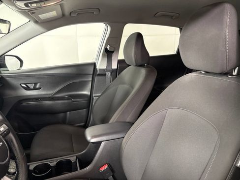 Used 2024 Hyundai Kona SEL FWD image 26