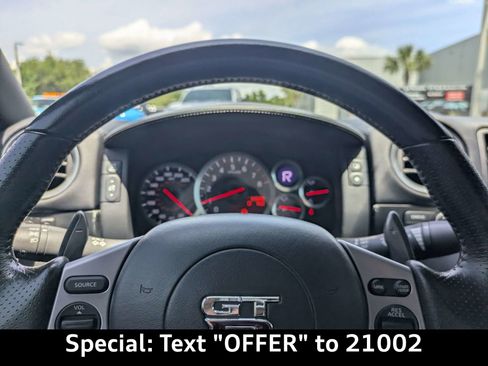 Used 2009 Nissan GT-R Premium AWD/4WD image 29