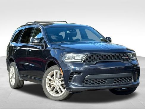 Used 2024 Dodge Durango GT image 1
