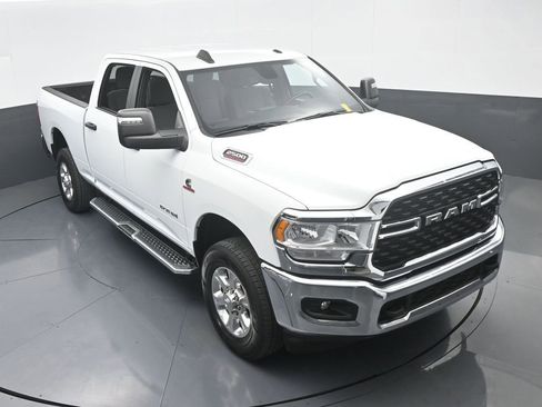 Used 2024 RAM 2500 Big Horn AWD/4WD image 60
