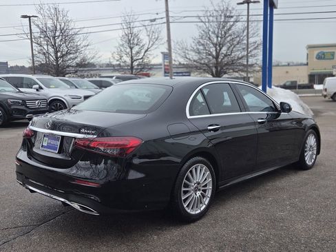 Used 2022 Mercedes-Benz E 350 4MATIC Sedan image 6
