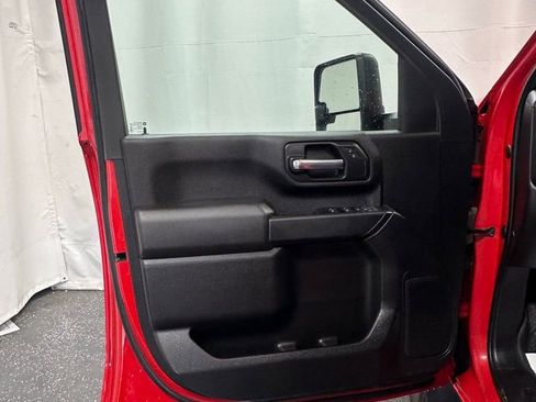 Used 2023 Chevrolet Silverado 2500 Custom w/ Custom Value Package image 10