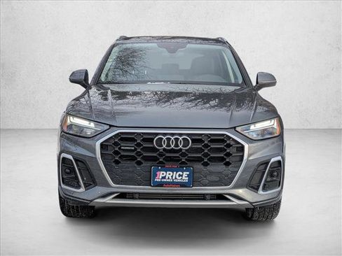 Certified 2023 Audi Q5 2.0T Premium w/ Convenience Package image 2