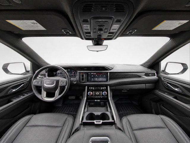 Certified 2022 GMC Yukon Denali w/ Denali Premium Package AWD/4WD image 17