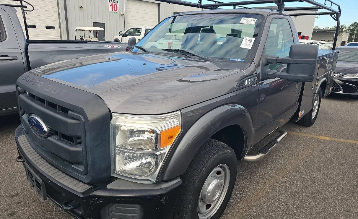 Used 2012 Ford F250 XL RWD image 1